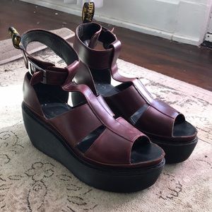 Platform sandals